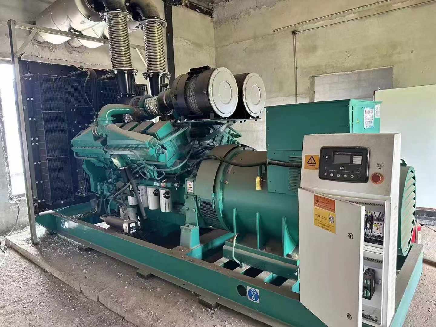 长顺无功补偿装置的性能评估需要考虑哪些因素？