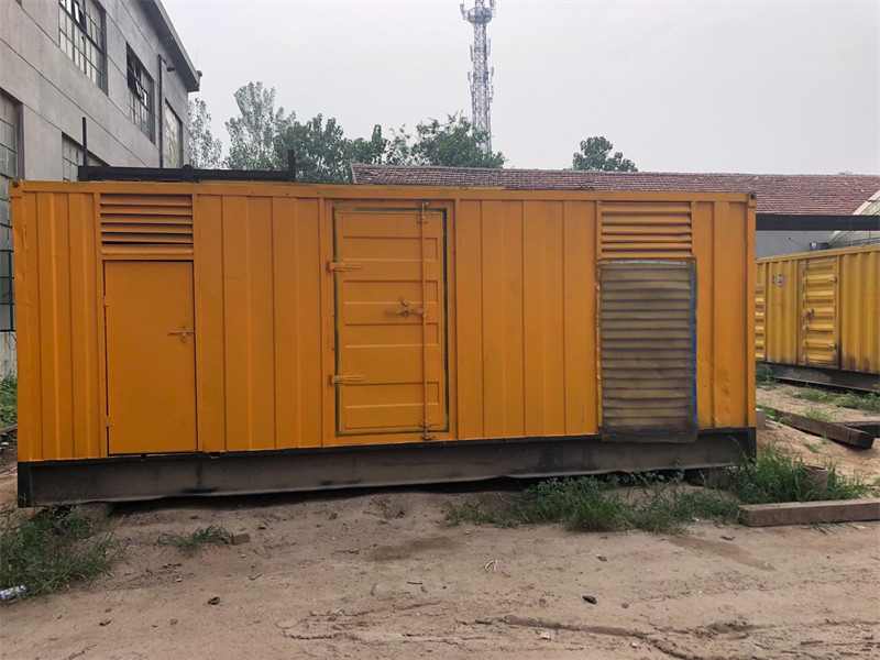 长顺发电机出租进行负载测试时，电瓶电量不足的具体判断标准是什么？